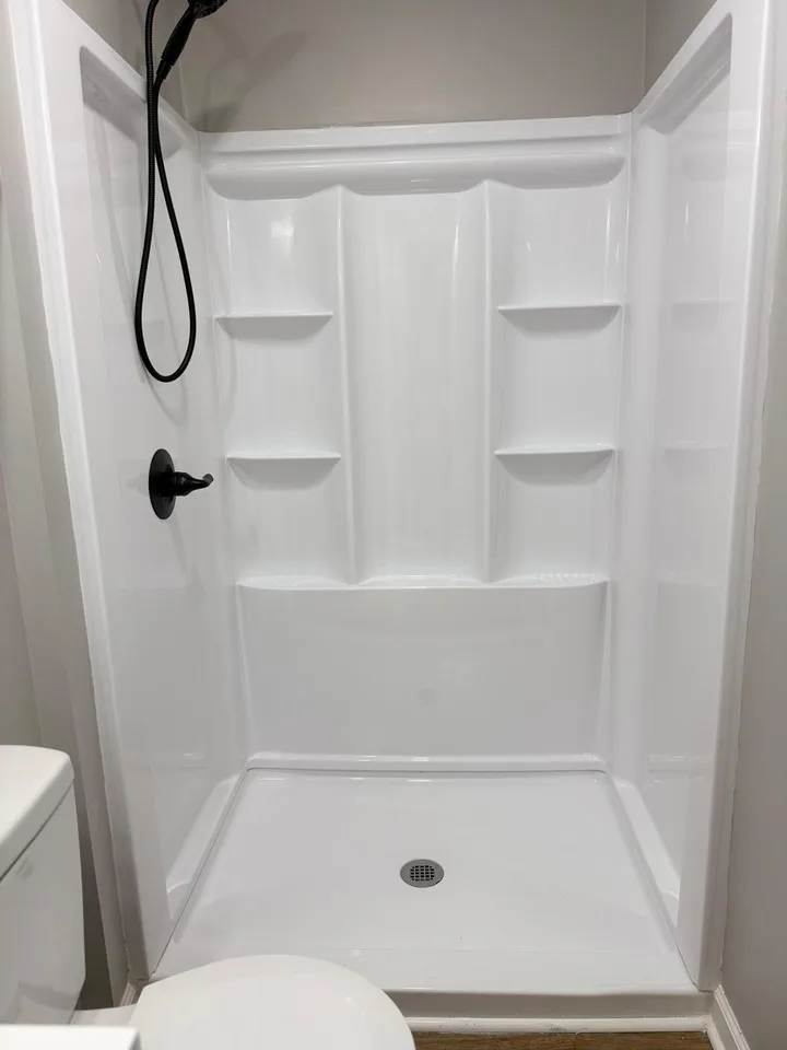 After — 4 hours · No penalty: Full deposit, 4h turnover, No penalty. Family scheduled inspection 24h out — cleaned overnight, full deposit recovered.